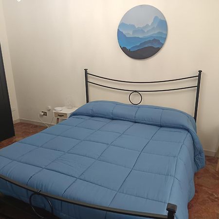 New Dawn Apartment, Appartamento Turistico, Casa Per Vacanza, Tre Camere Indipendenti Catânia Exterior foto